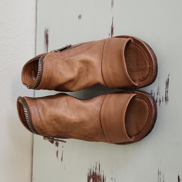 NWOT A.S.98 Sandals - Picture 5 of 6